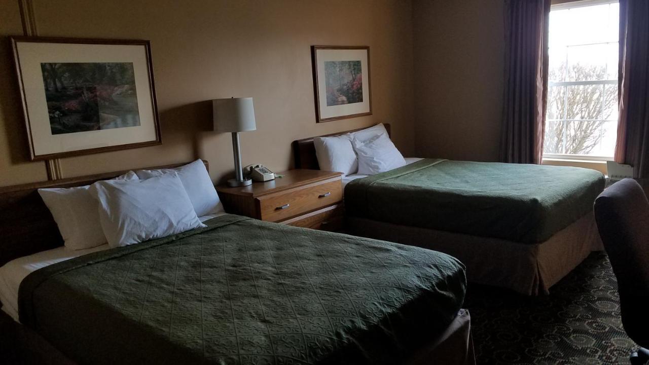 Pine View Resort 몬티첼로 외부 사진